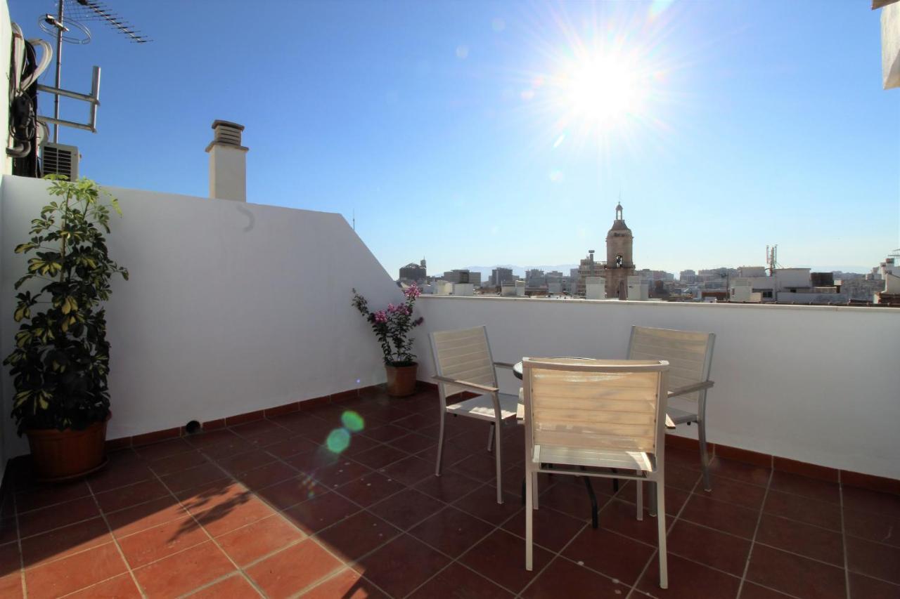Suite Homes Atico Larios Малага Экстерьер фото